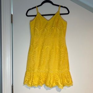 Lulus yellow lace dress. Size small.